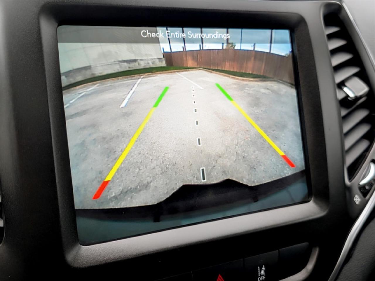 2019 Jeep Cherokee Trailhawk Elite  **TECH + SAFETYTEC GROUP** Photo