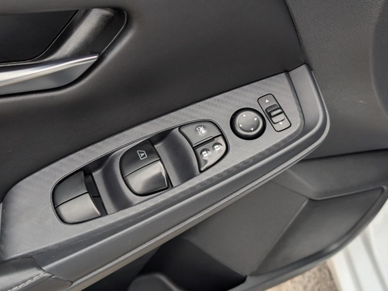 2023 Nissan Sentra S Plus  **14 SERVICE RECS. - CLEAN CF** Photo