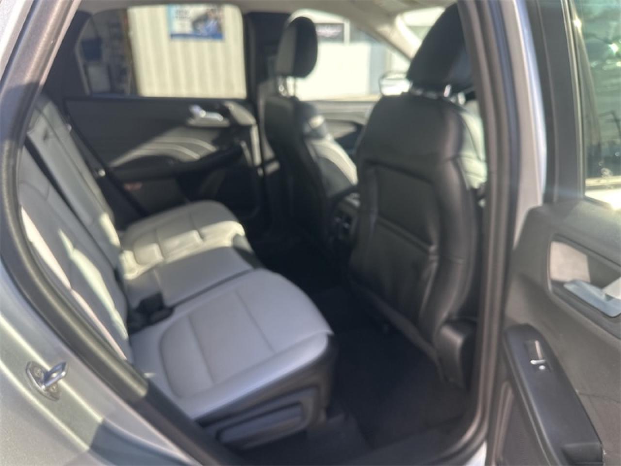 2023 Ford Escape PHEV  - Hybrid - Low Mileage Photo5