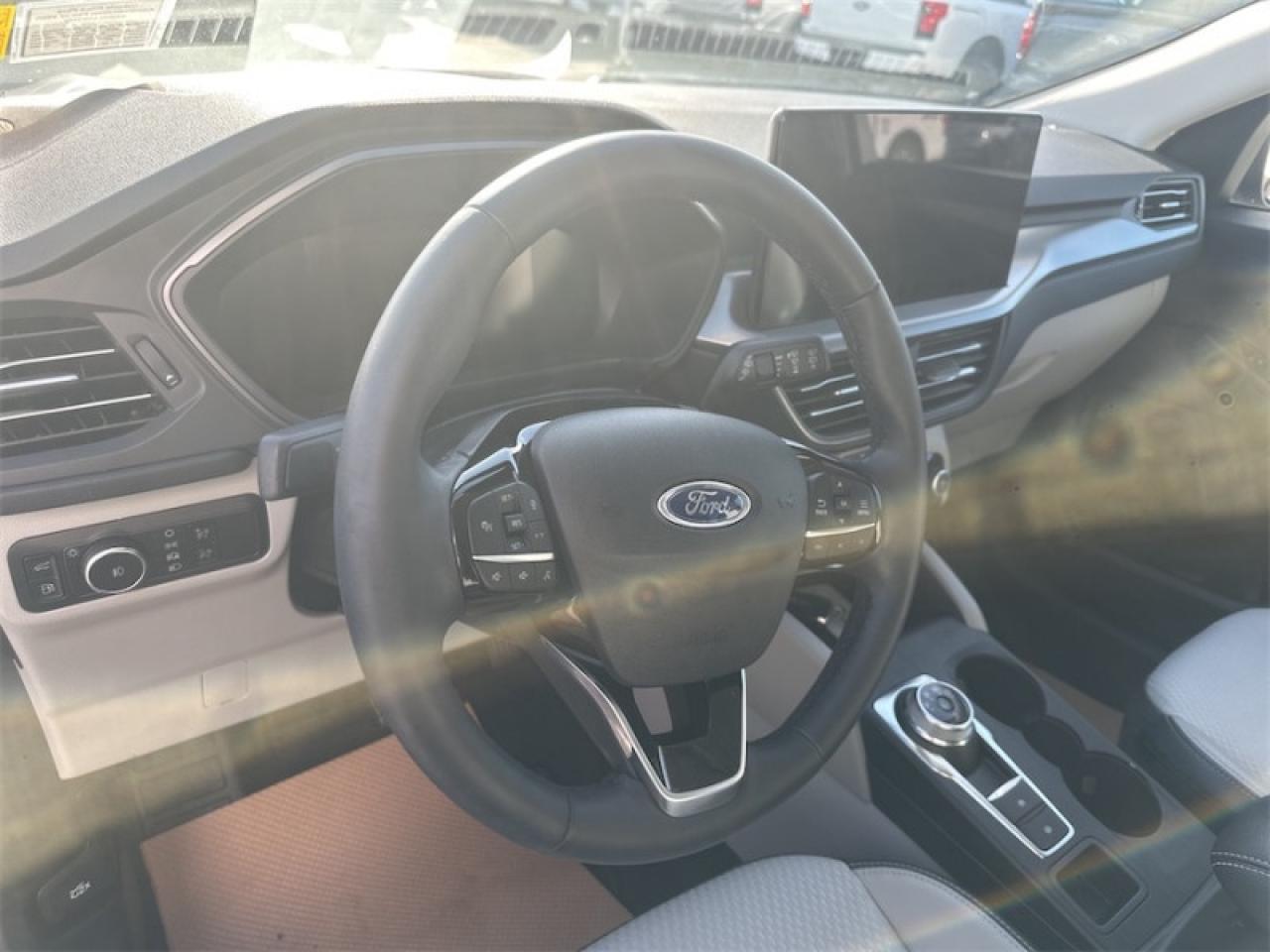 2023 Ford Escape PHEV  - Hybrid - Low Mileage Photo5