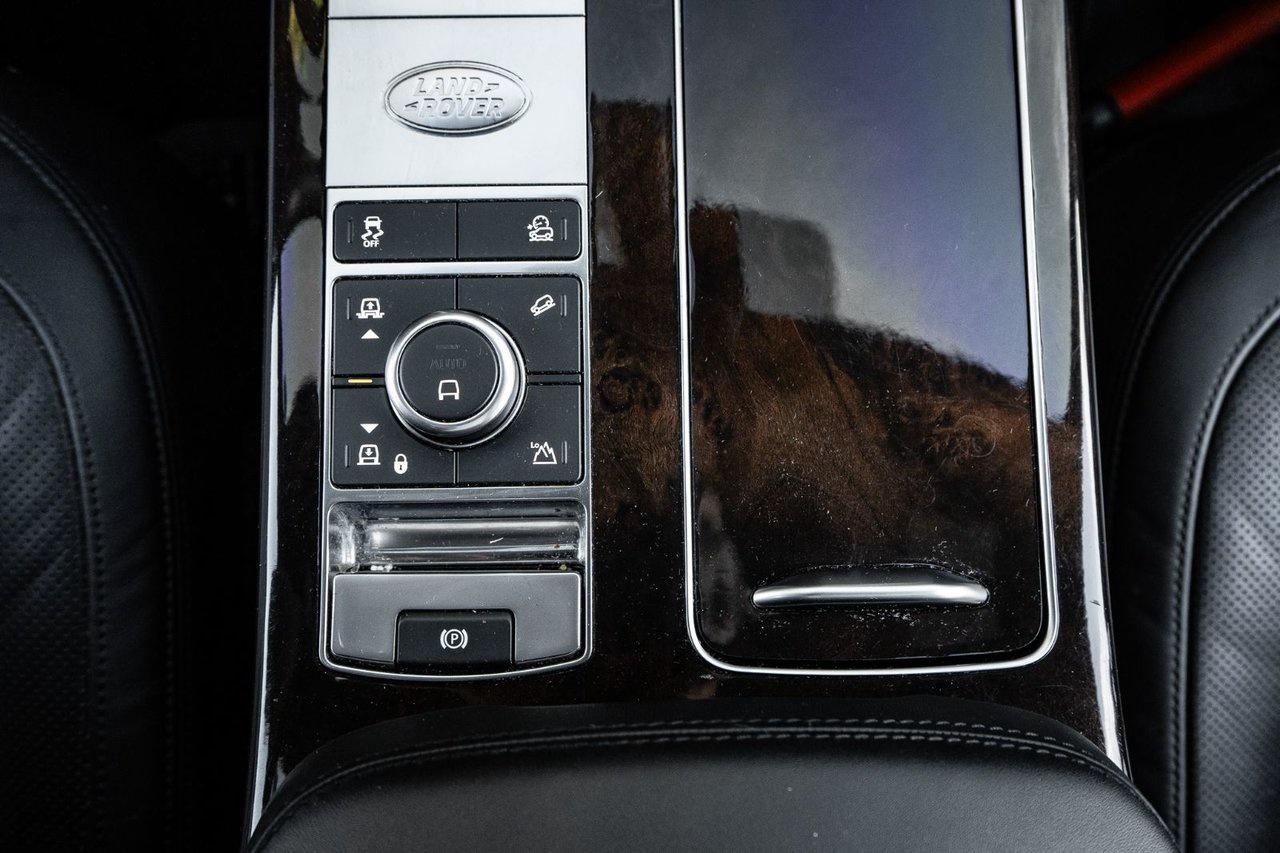 2020 Land Rover Range Rover HSE Photo