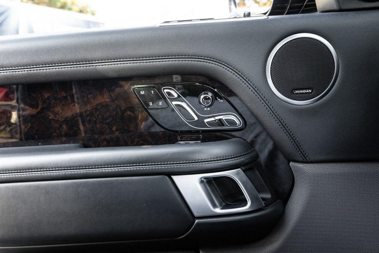 2020 Land Rover Range Rover HSE Photo