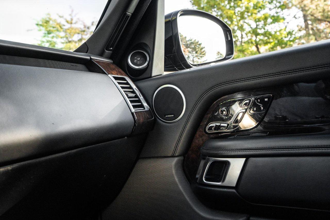 2020 Land Rover Range Rover HSE Photo