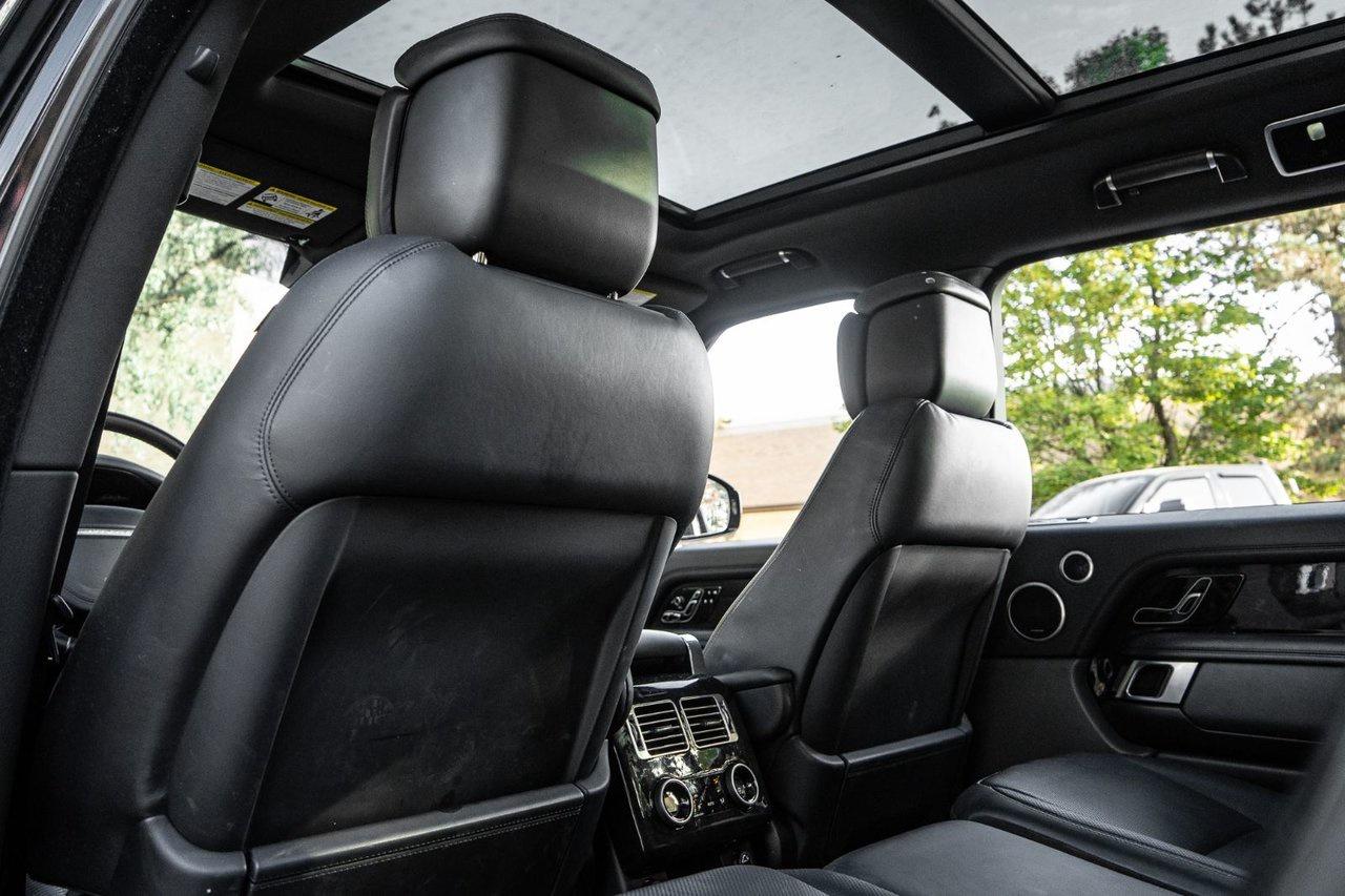 2020 Land Rover Range Rover HSE Photo