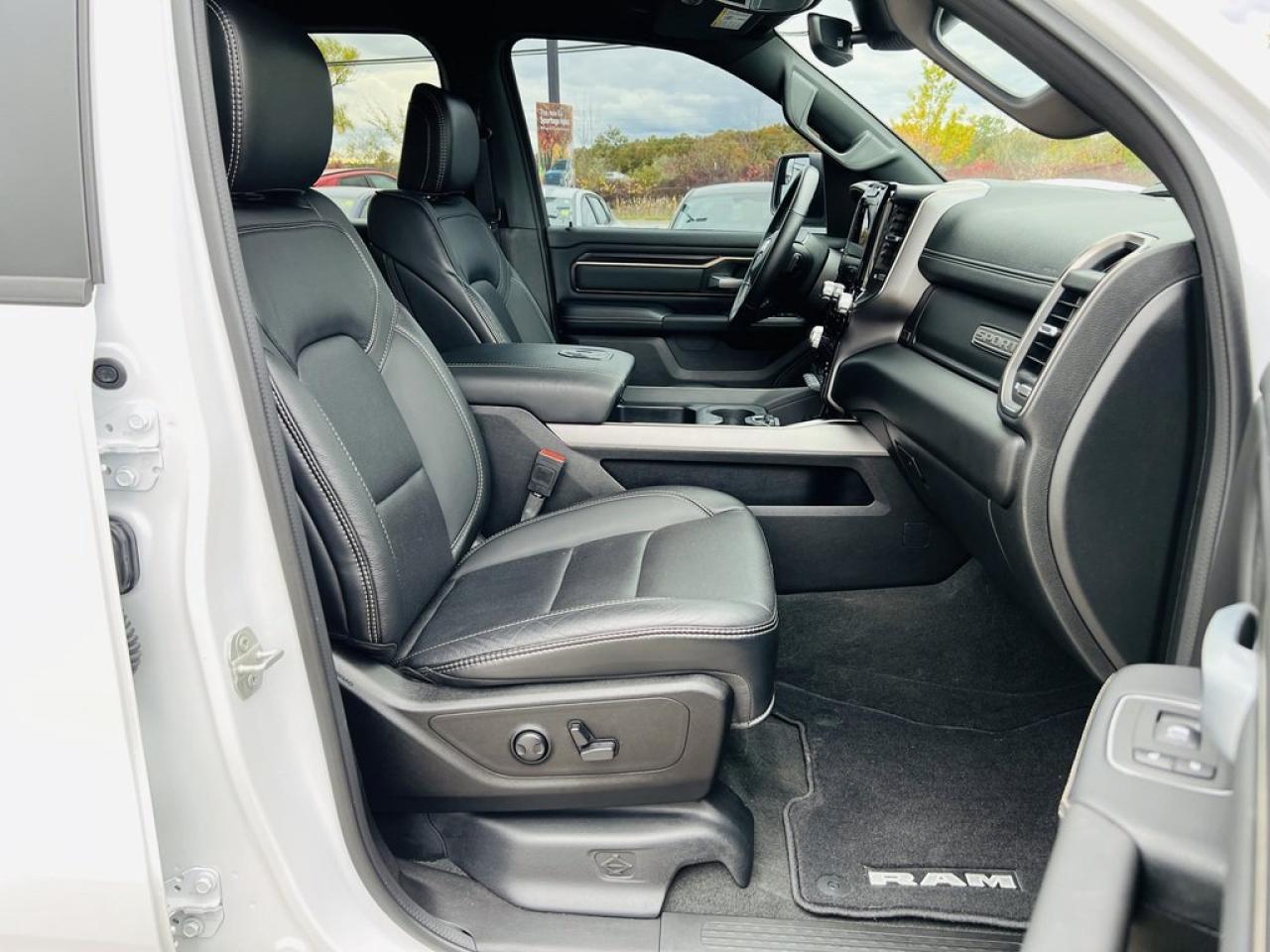 2023 RAM 1500 SPORT Photo