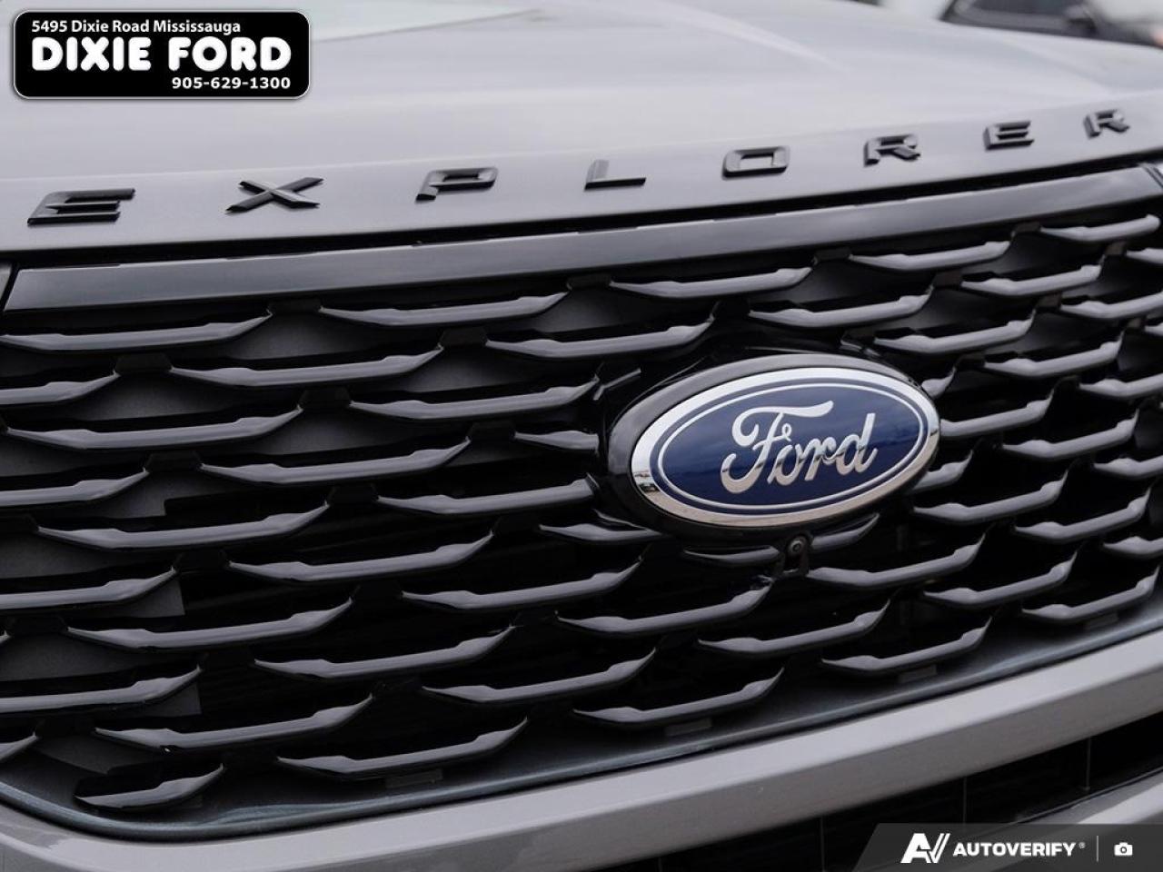 2023 Ford Explorer ST-Line Photo