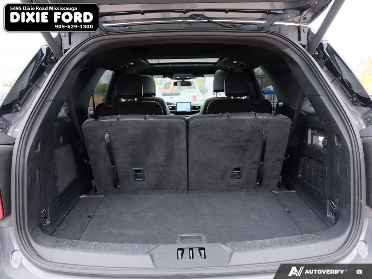 2023 Ford Explorer ST-Line Photo