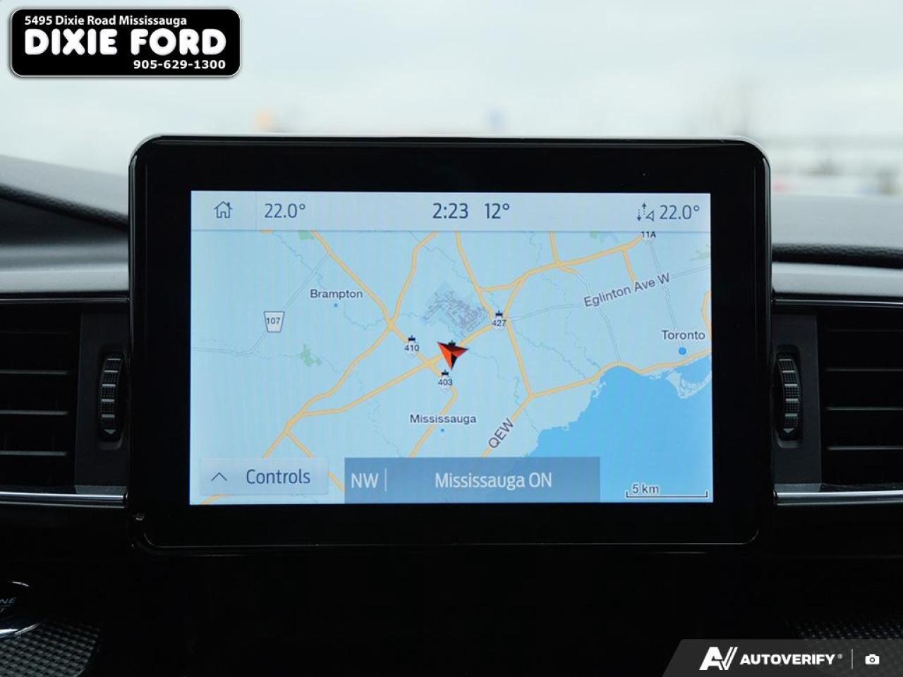 2023 Ford Explorer ST-Line Photo