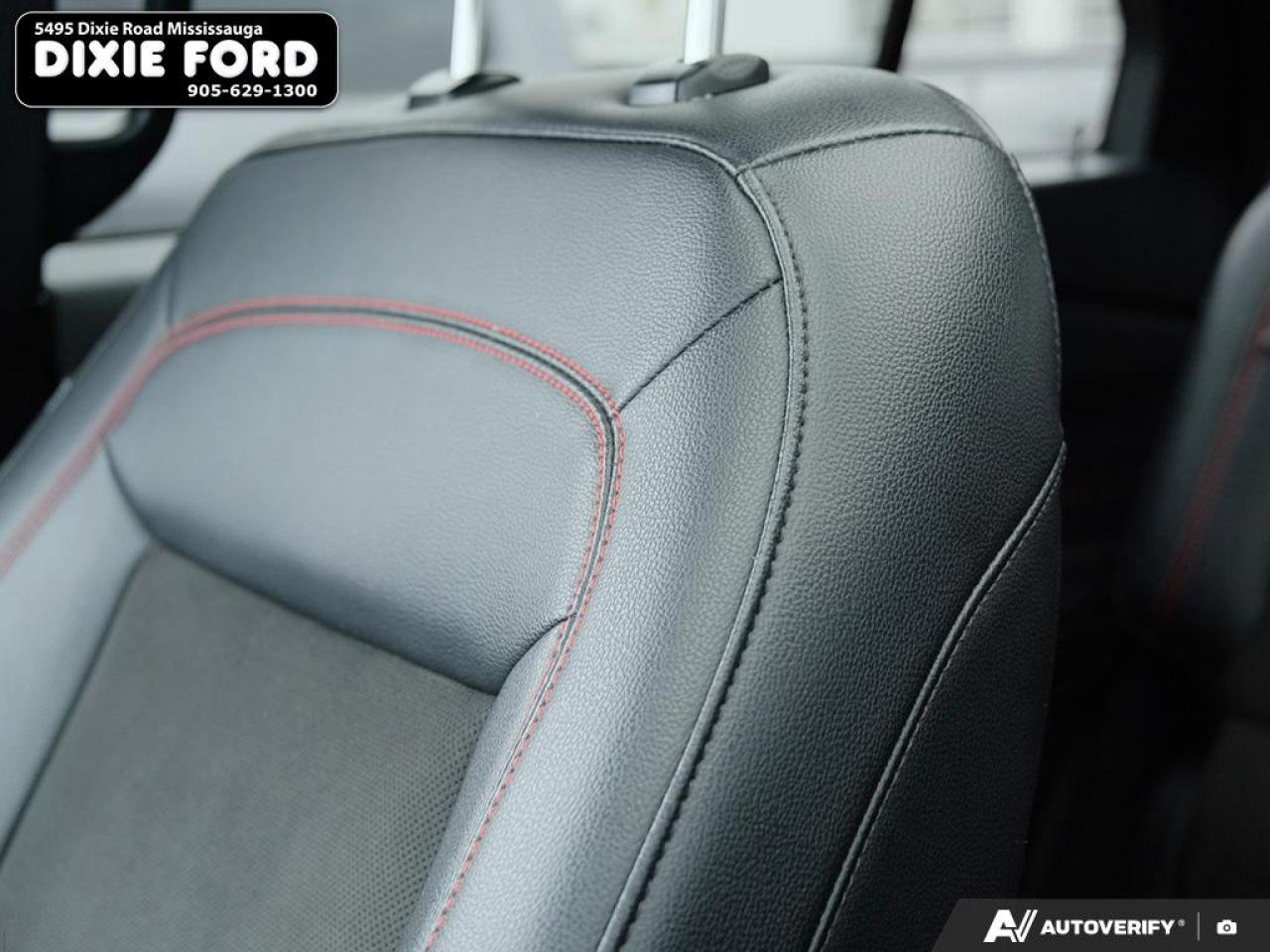 2023 Ford Explorer ST-Line Photo