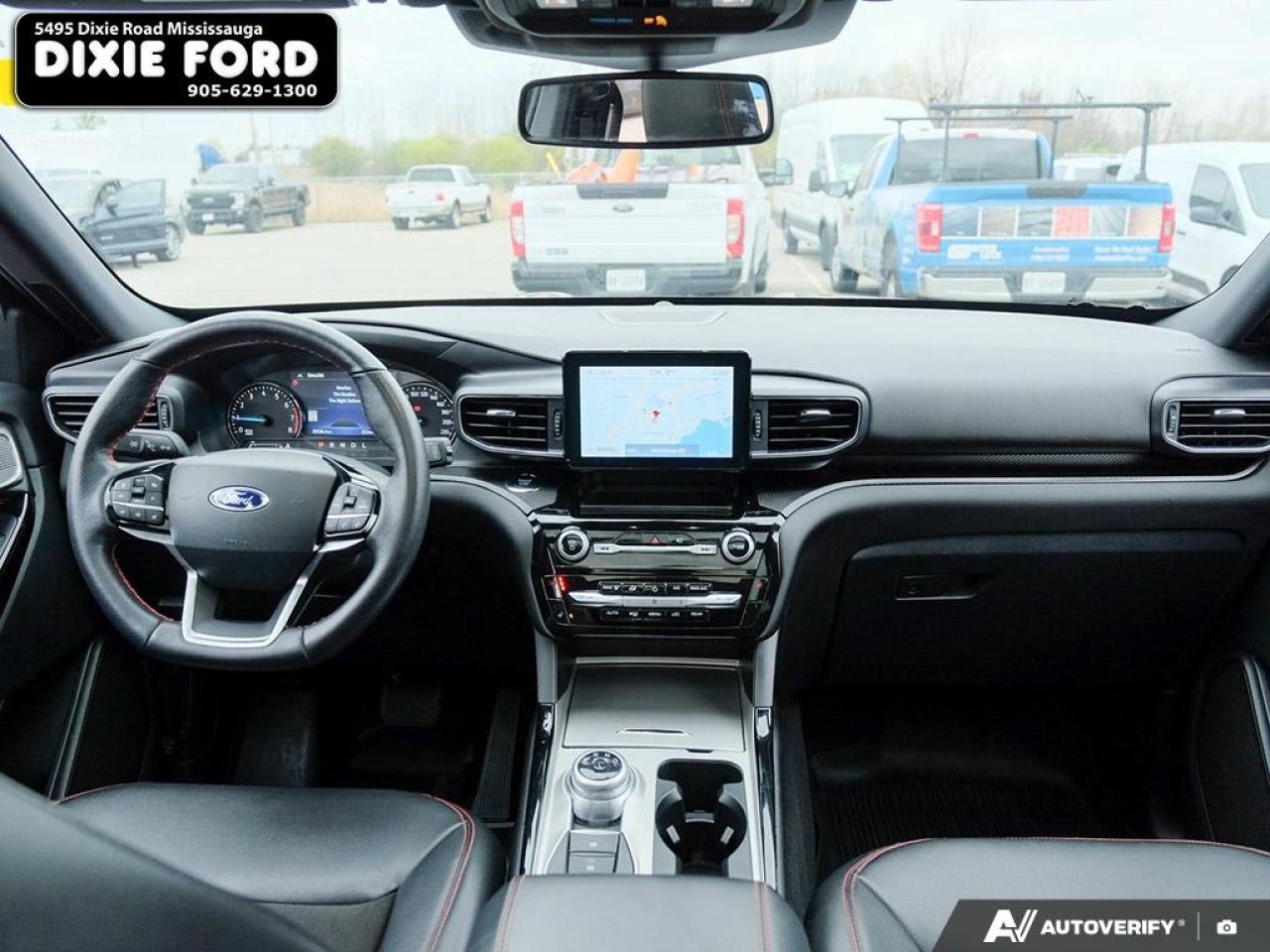 2023 Ford Explorer ST-Line Photo