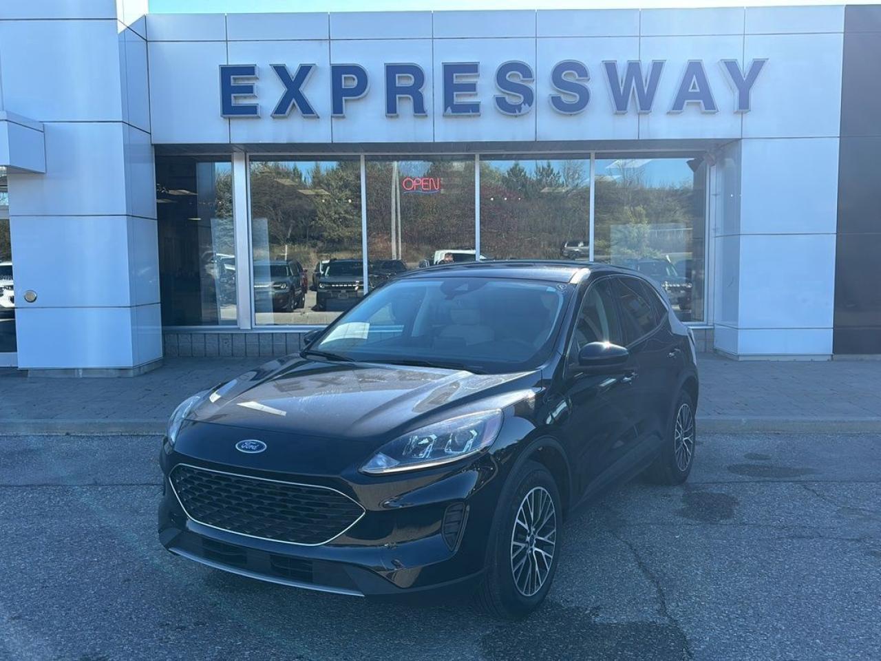 Used 2021 Ford Escape SE Plug-In Hybrid for sale in Stratford, ON