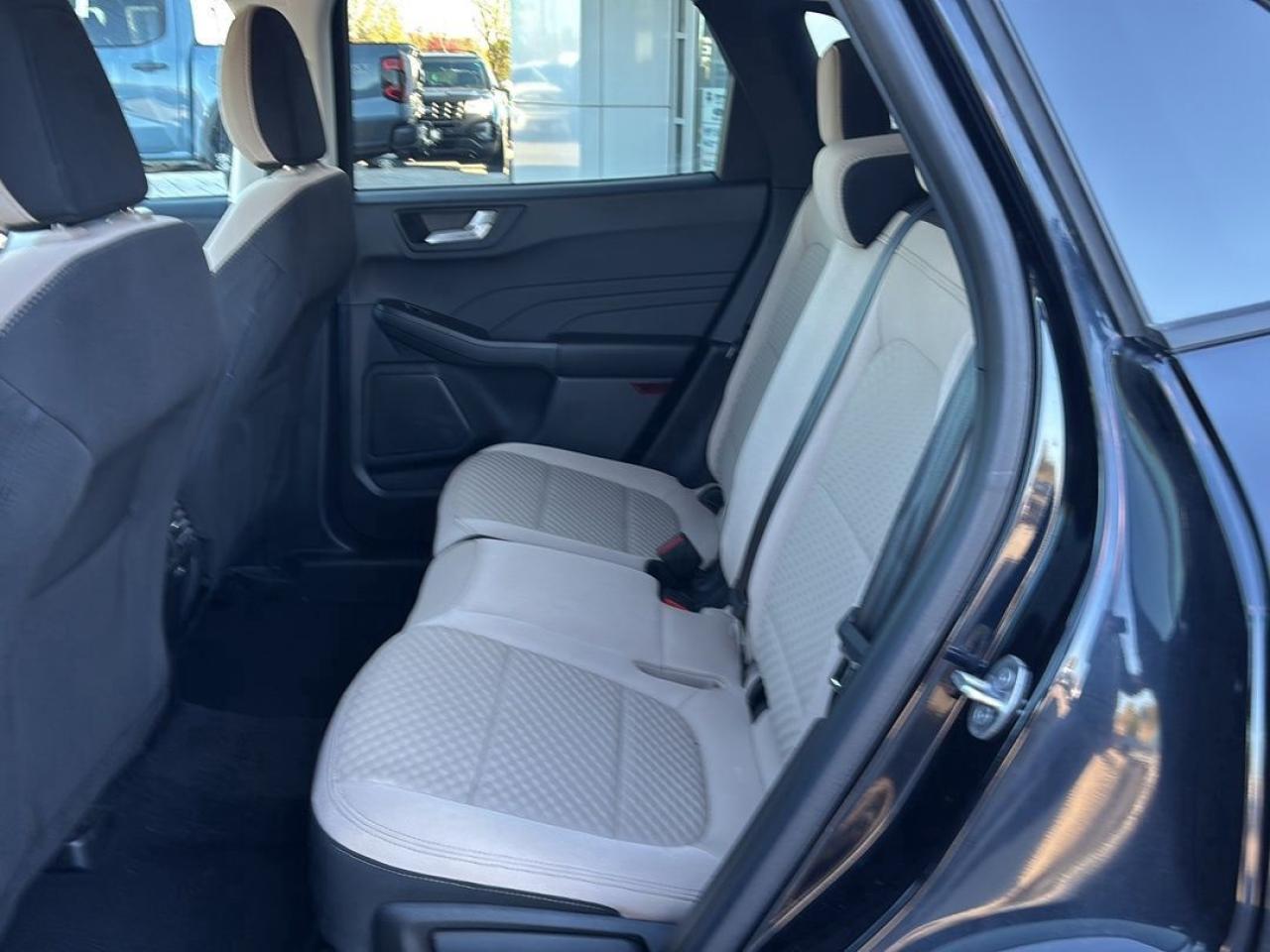 2021 Ford Escape SE Plug-In Hybrid Photo5