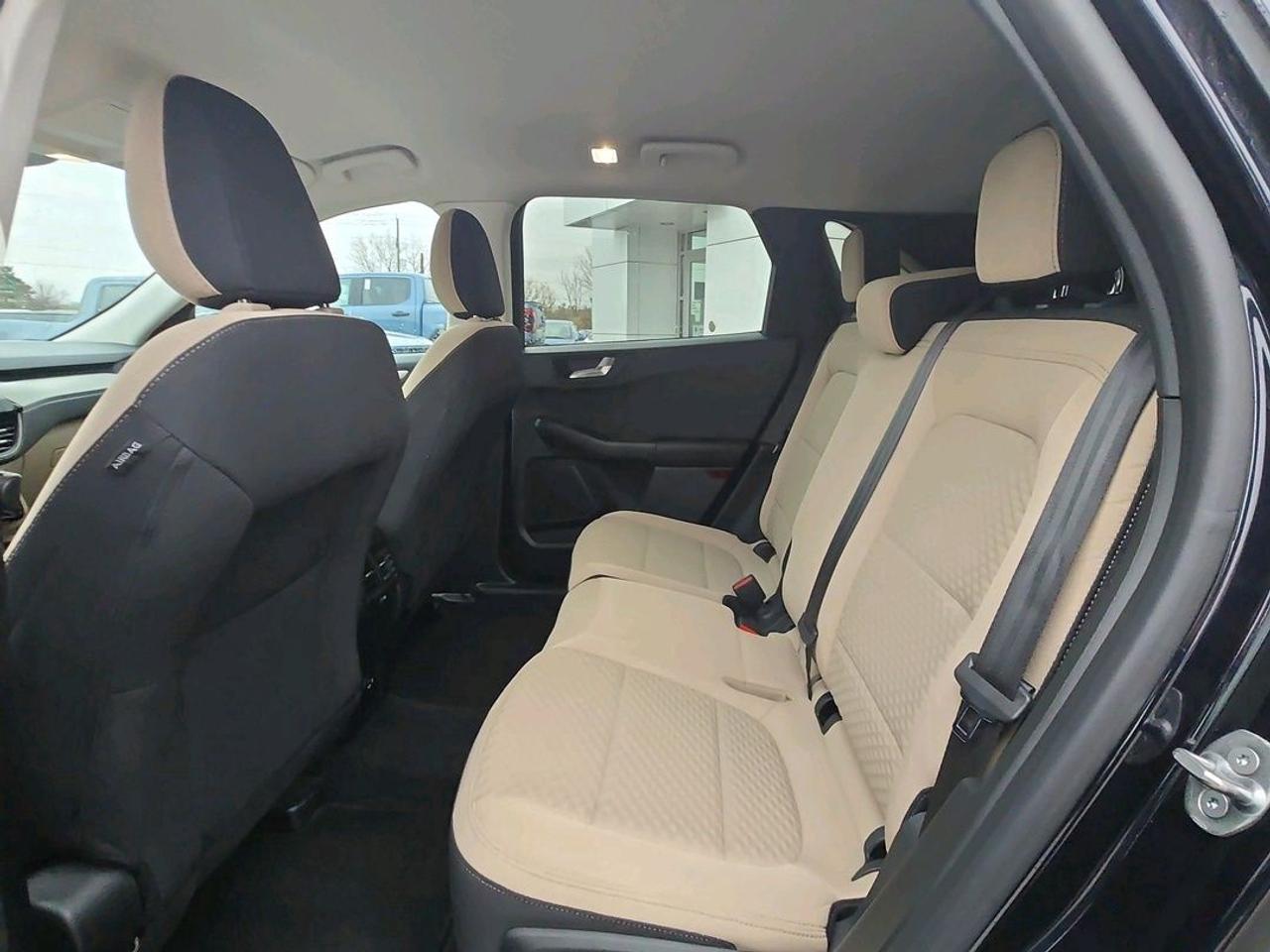 2021 Ford Escape SE, PLUG-IN-HYBRID! REAR CAMERA, REMOTE START! Photo