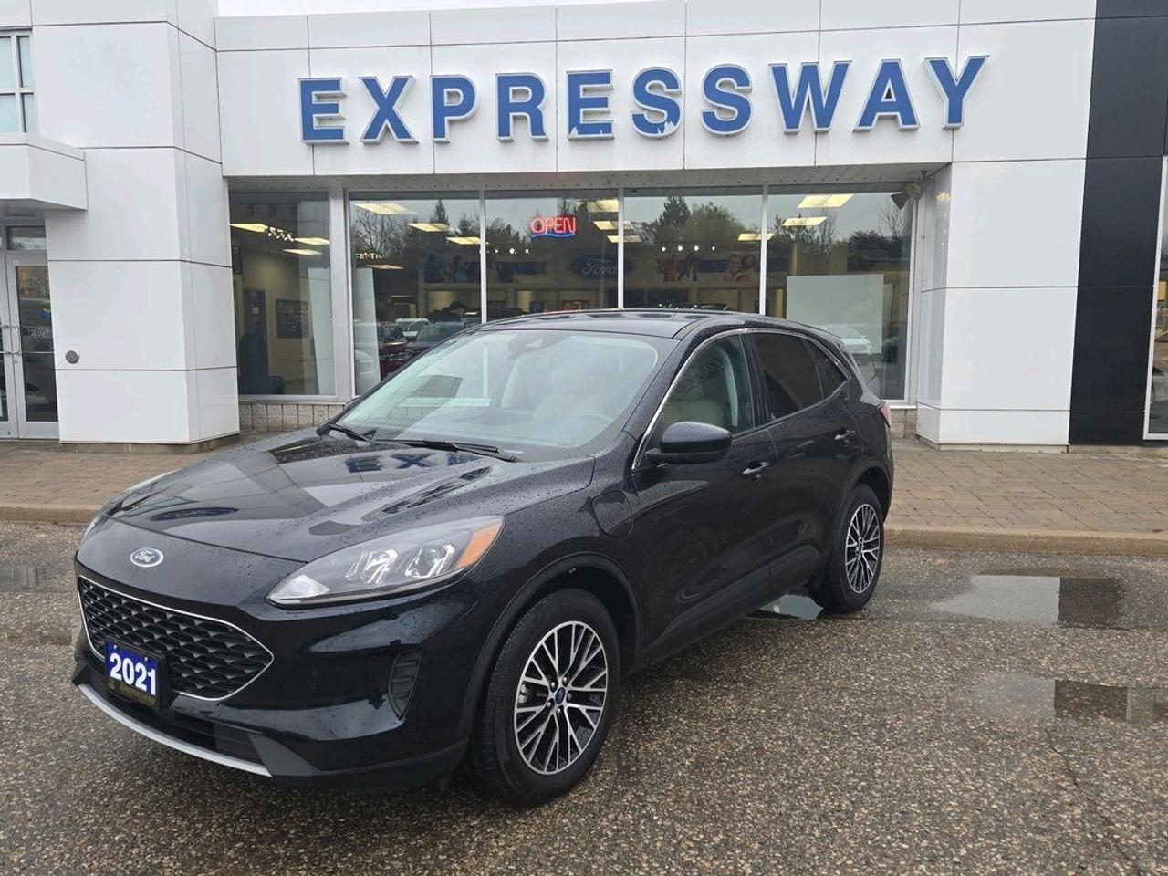 2021 Ford Escape SE, PLUG-IN-HYBRID! REAR CAMERA, REMOTE START! Photo