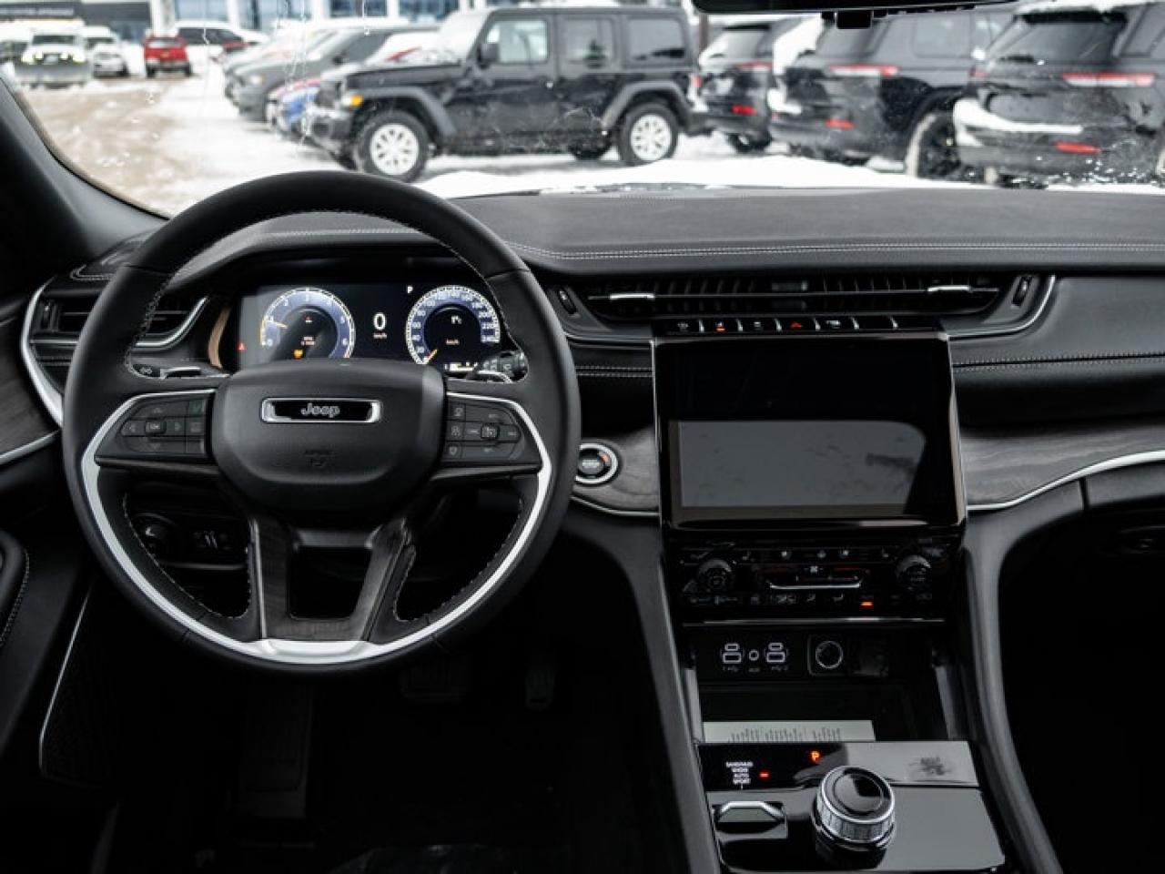 2025 Jeep Grand Cherokee L Limited Photo