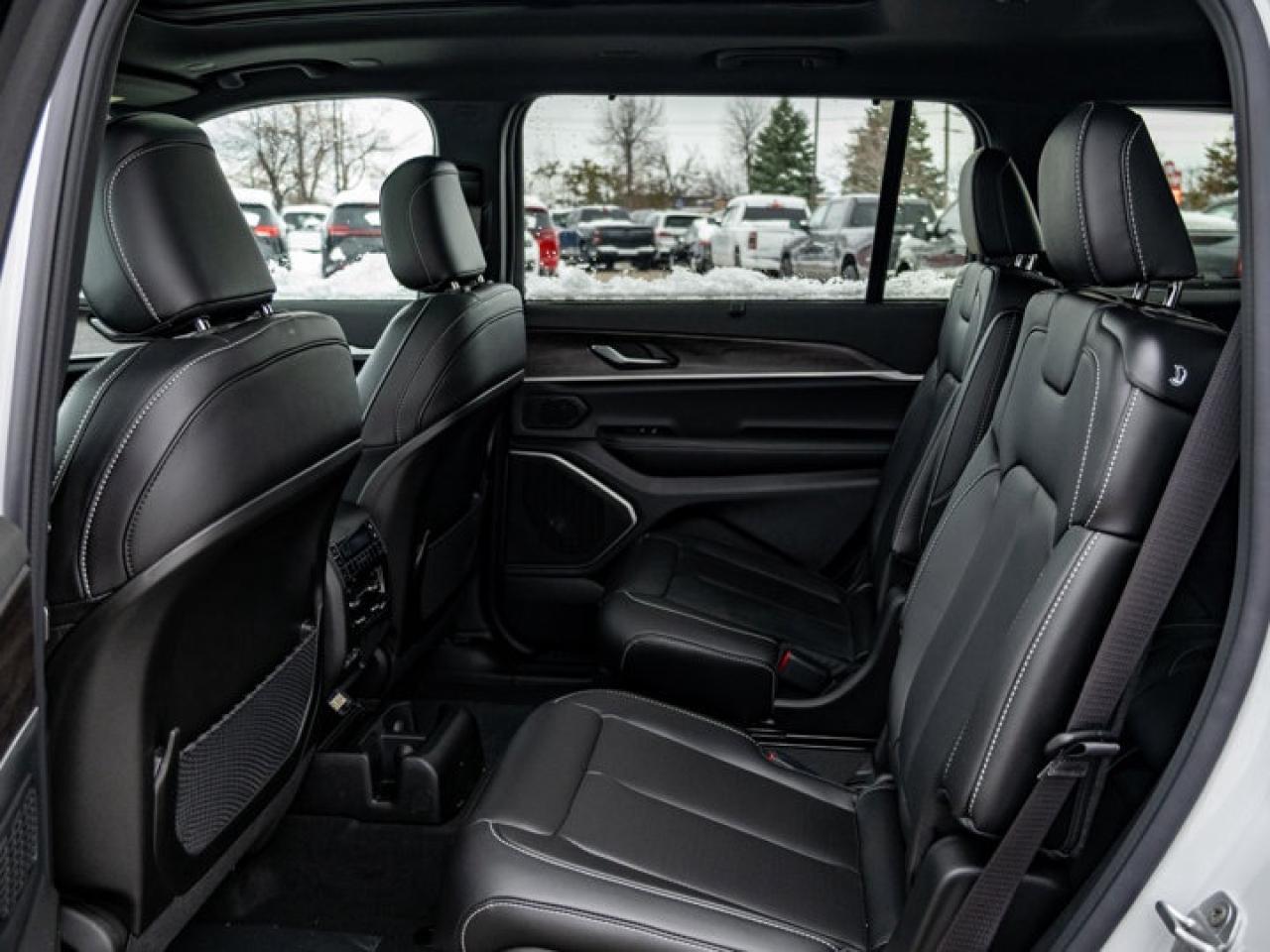 2025 Jeep Grand Cherokee L Limited Photo