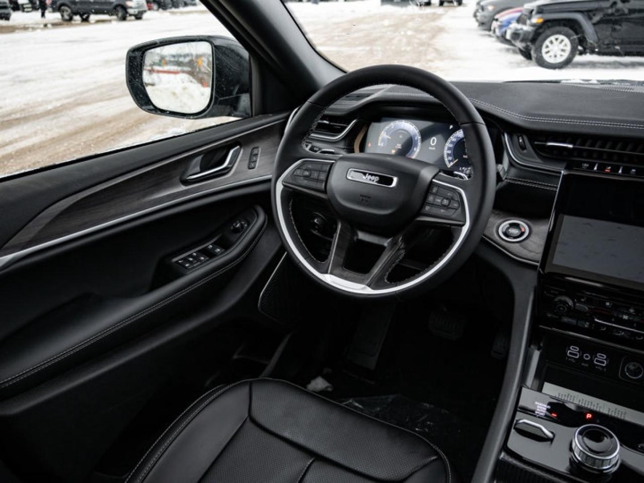 2025 Jeep Grand Cherokee L Limited Photo