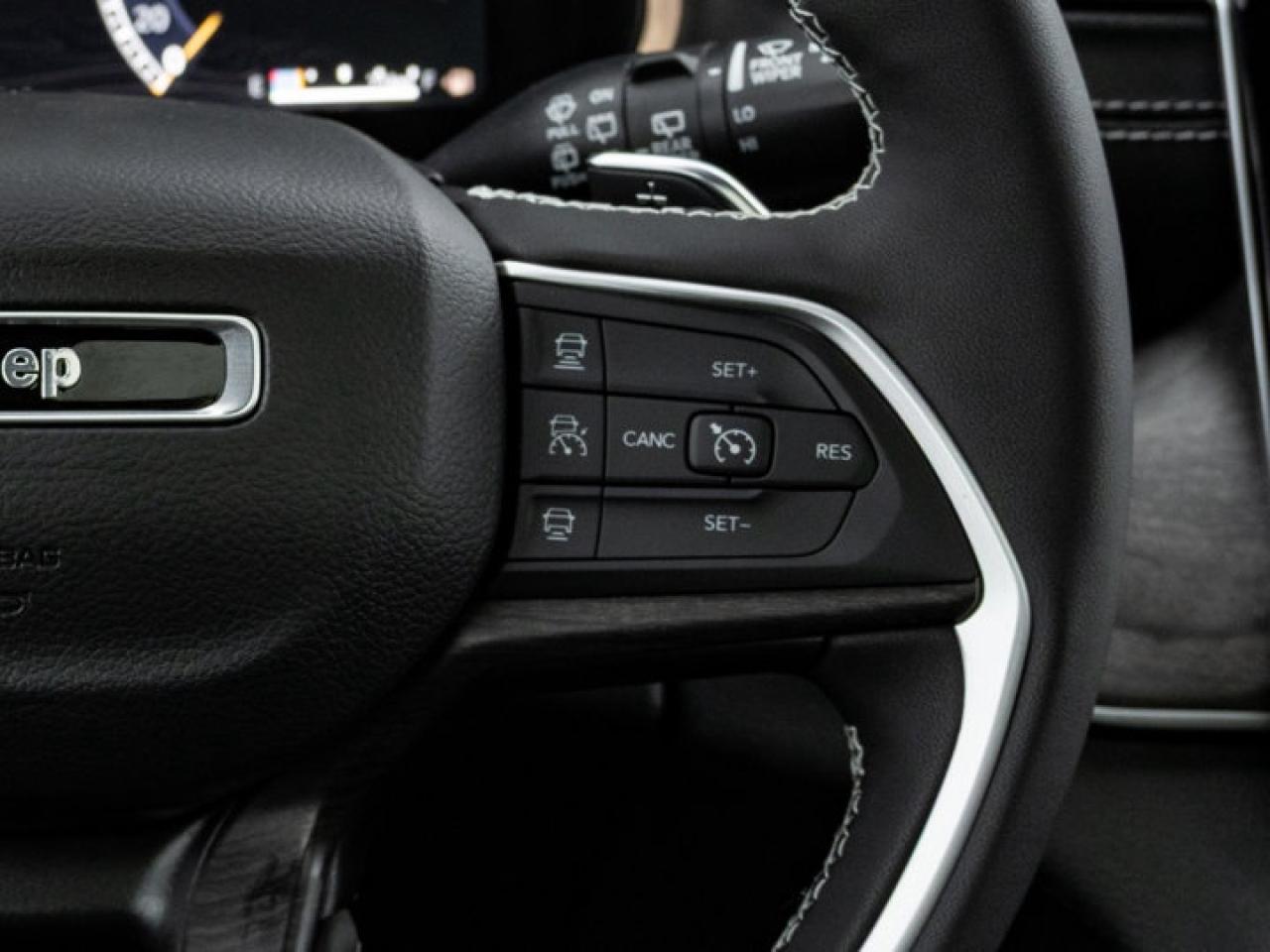 2025 Jeep Grand Cherokee L Limited Photo