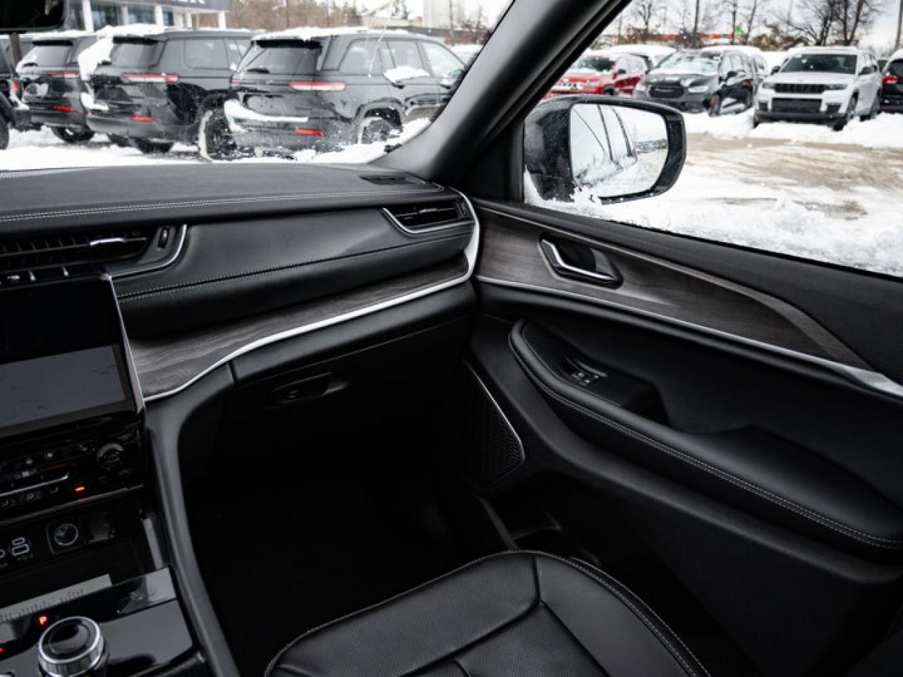 2025 Jeep Grand Cherokee L Limited Photo