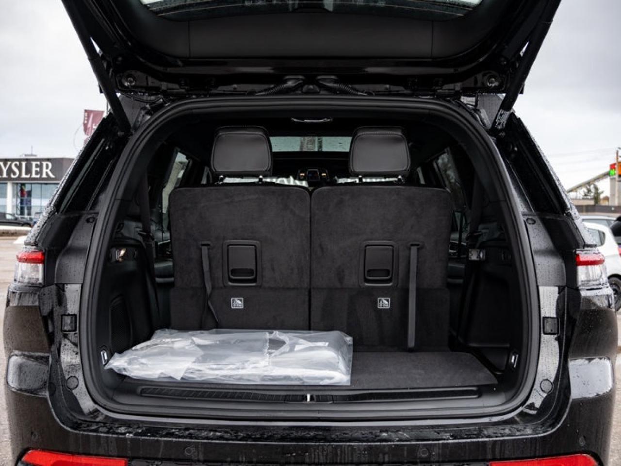 2025 Jeep Grand Cherokee L Limited Photo