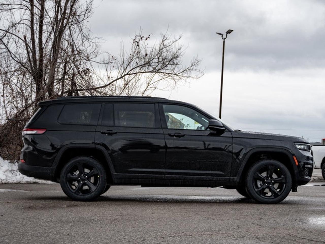 2025 Jeep Grand Cherokee L Limited Photo