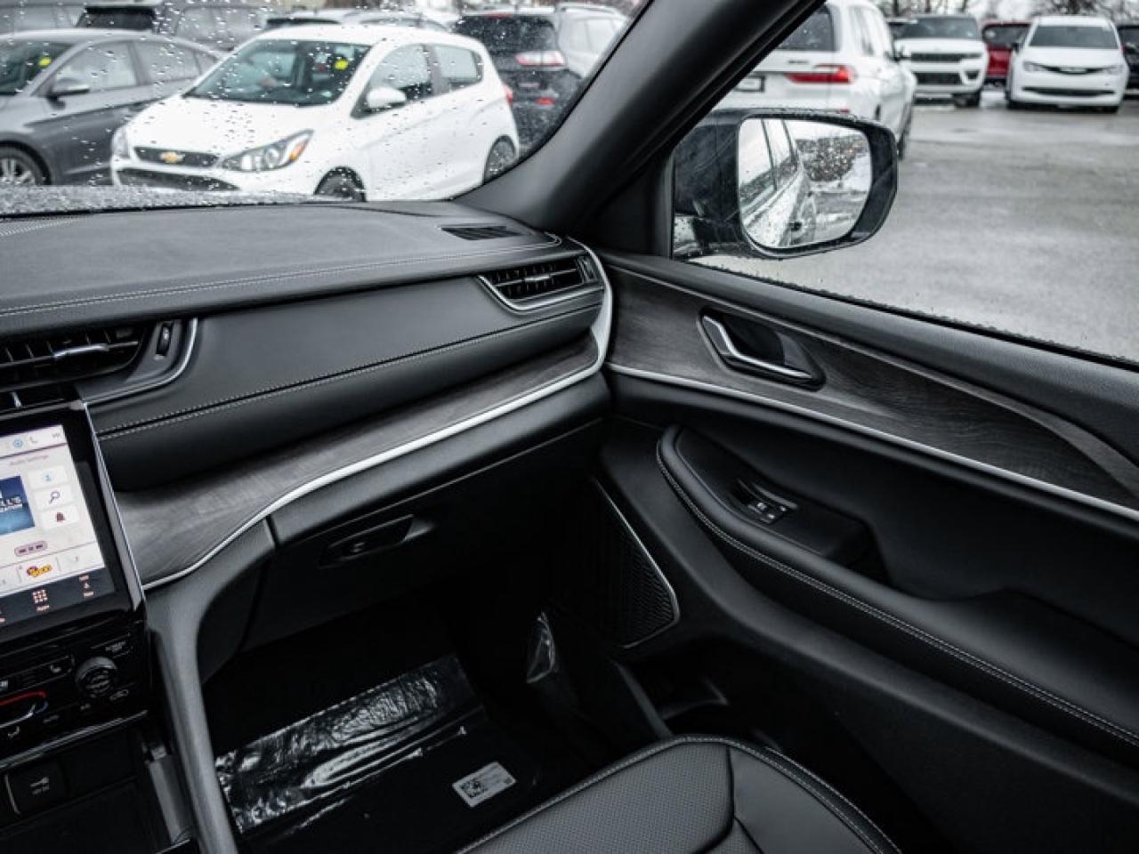 2025 Jeep Grand Cherokee L Limited Photo