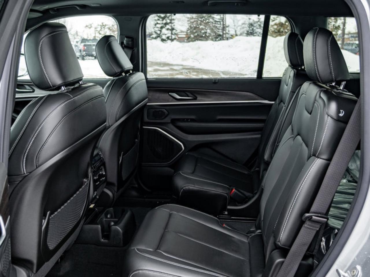 2025 Jeep Grand Cherokee L Limited Photo