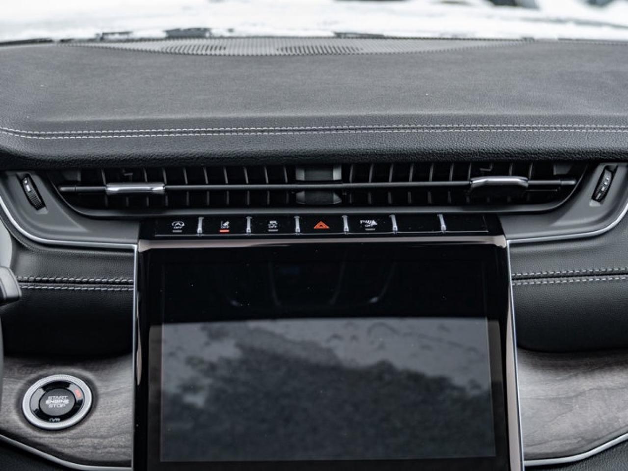 2025 Jeep Grand Cherokee L Limited Photo