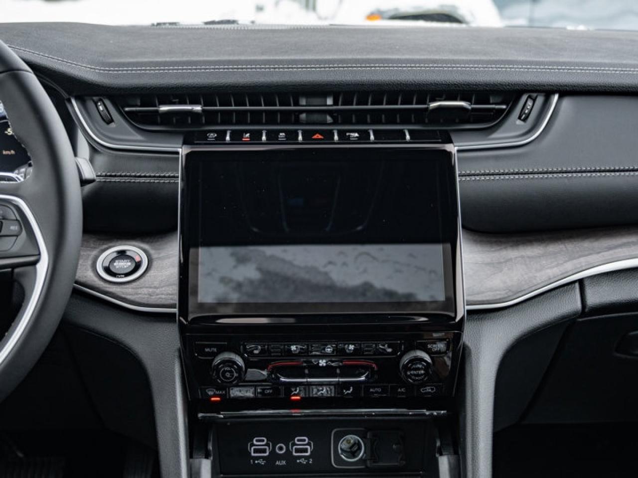 2025 Jeep Grand Cherokee L Limited Photo