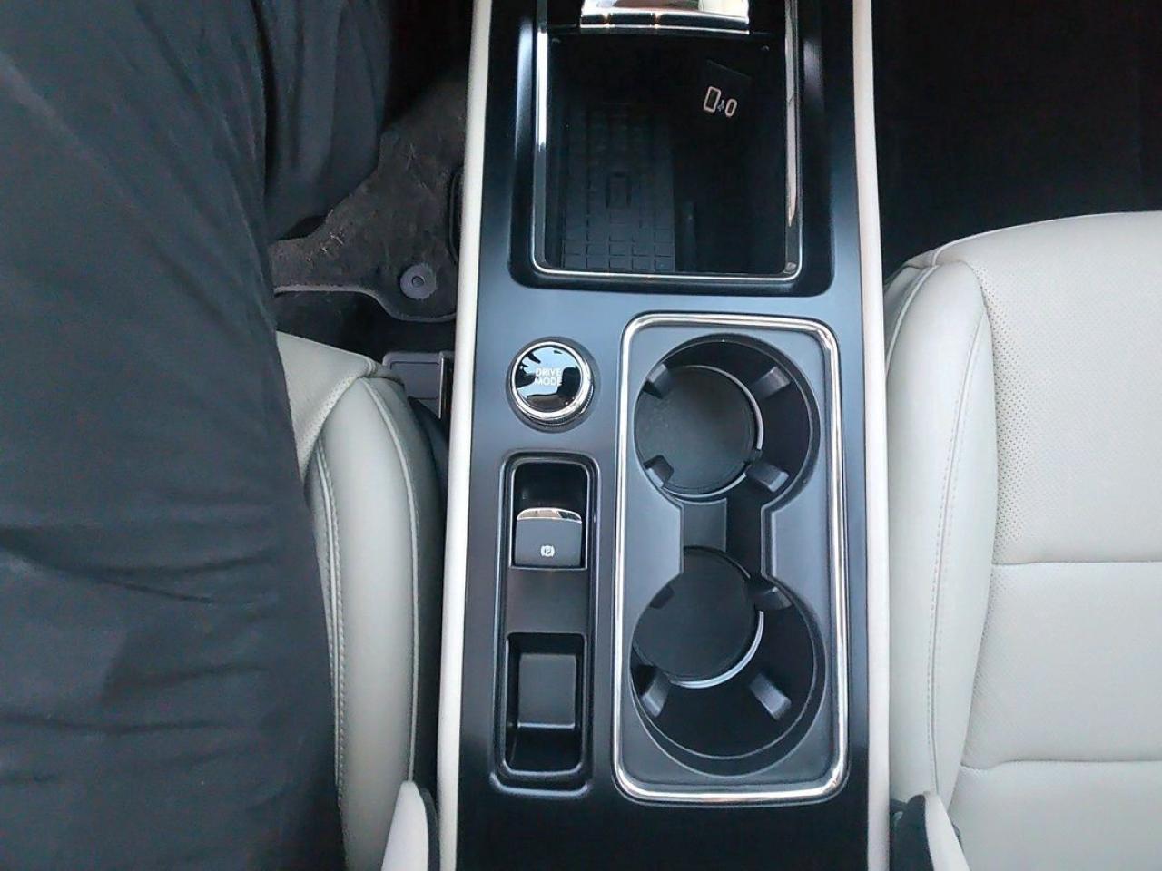 2025 Lincoln Corsair GT, AWD, 2.5L HYBRID, 301A PACKAGE! Photo