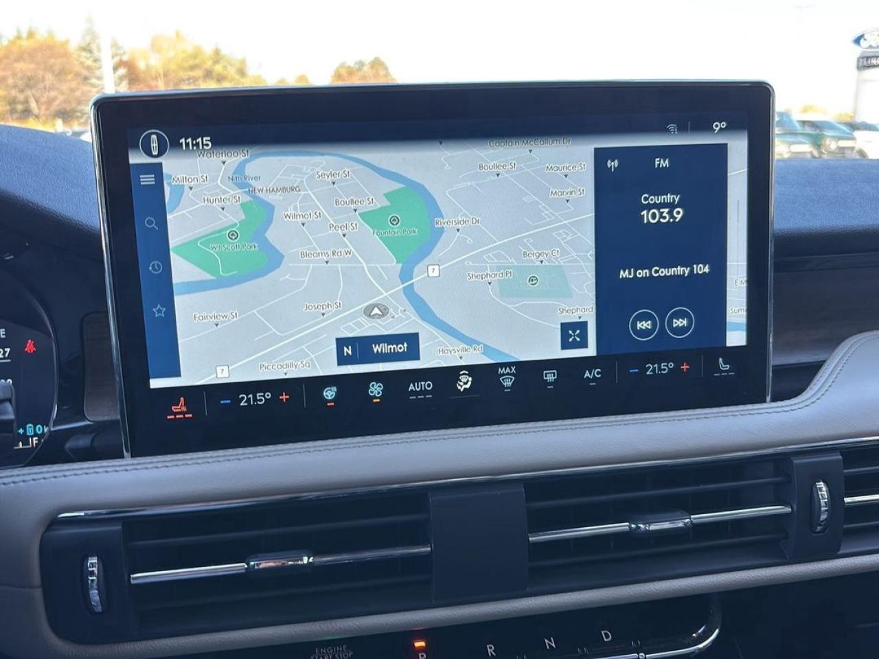 2025 Lincoln Corsair GT, AWD, 2.5L HYBRID,LEATHER, MOONROOD, 360-CAMERA Photo