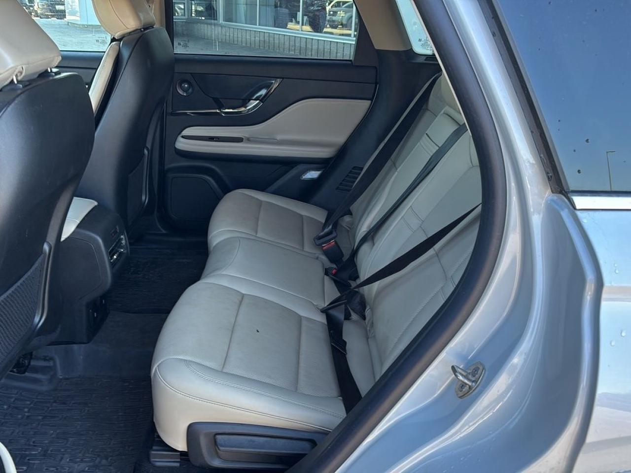 2025 Lincoln Corsair GT, AWD, 2.5L HYBRID,LEATHER, MOONROOD, 360-CAMERA Photo