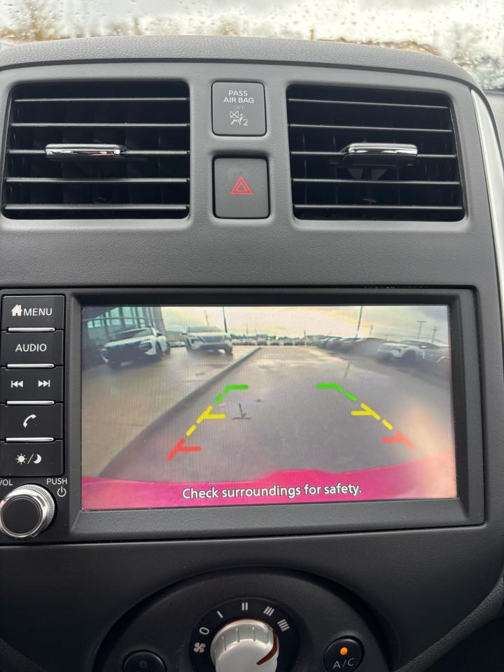 2019 Nissan Micra SV Photo23