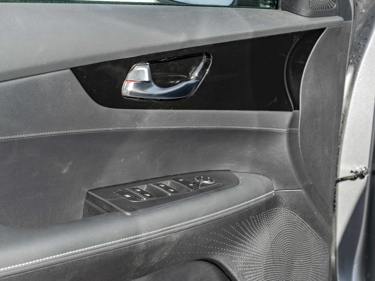 2024 Kia Forte EX  IVT Photo