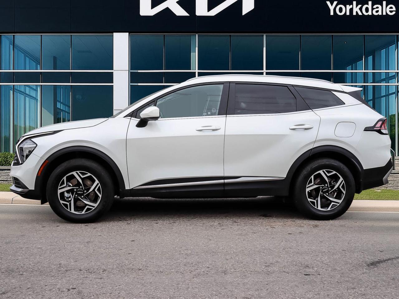 2023 Kia Sportage LX Photo3