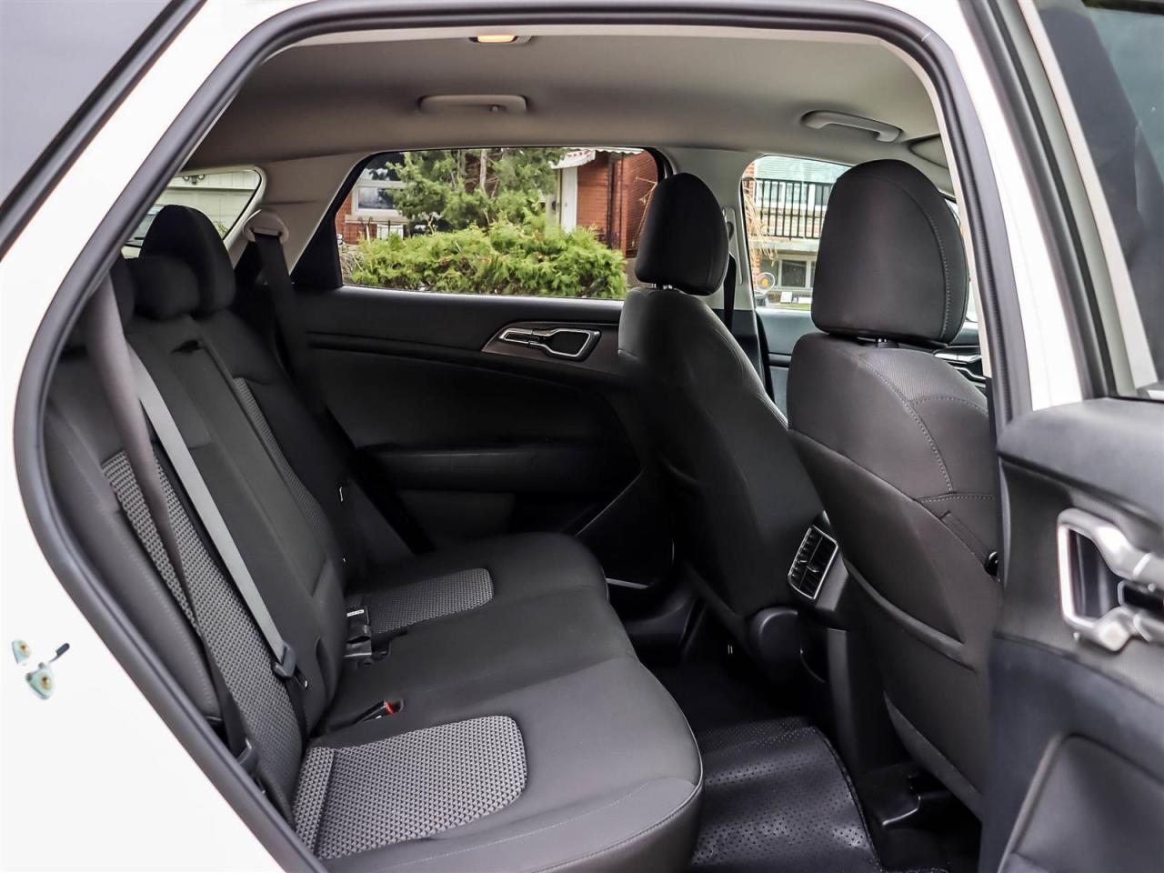 2023 Kia Sportage LX Photo