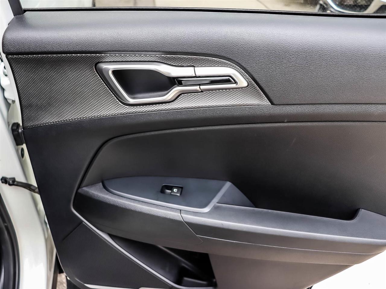 2023 Kia Sportage LX Photo