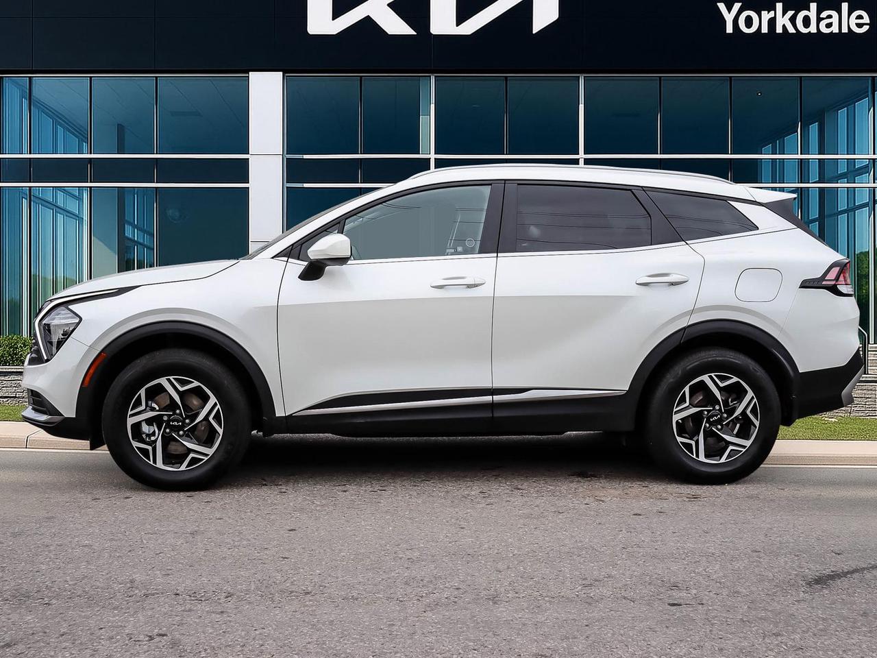 2023 Kia Sportage LX Photo3