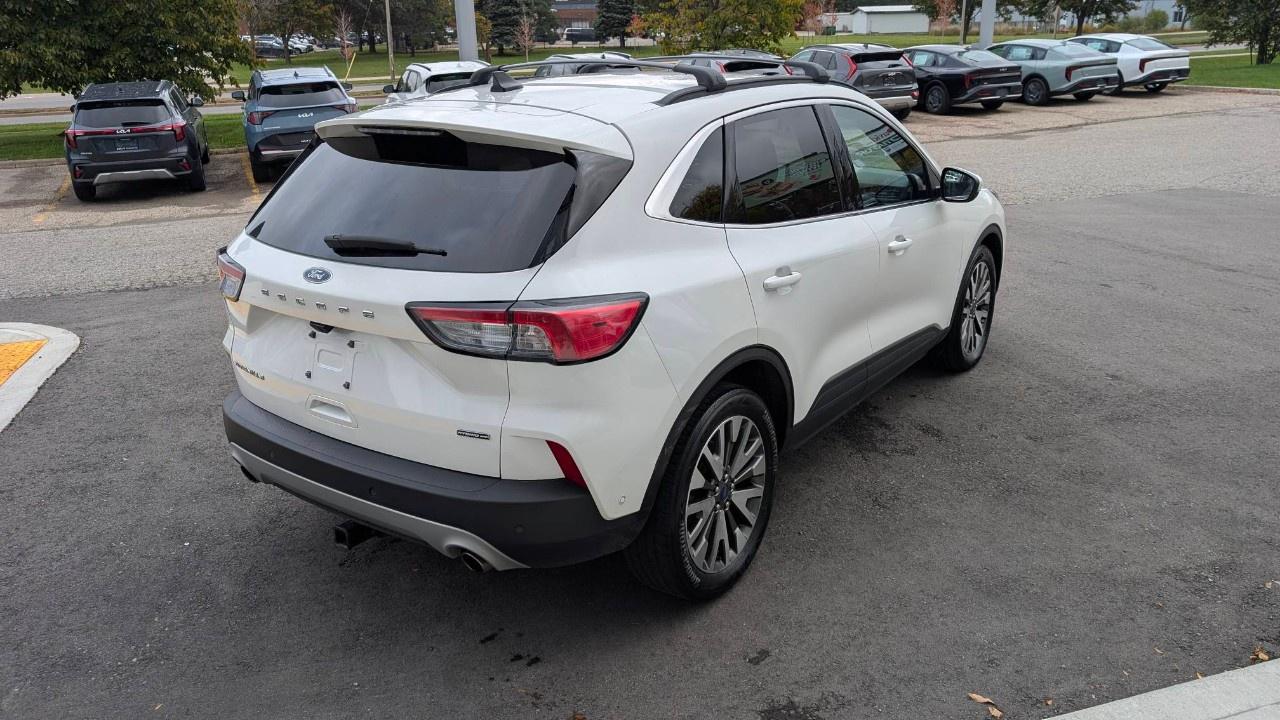 2020 Ford Escape TITANIUM HYBRID AWD Photo