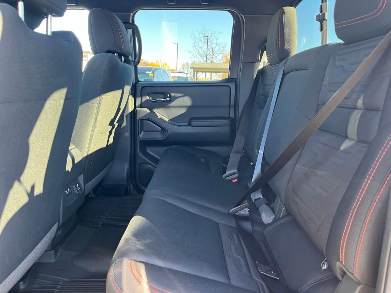 2025 Nissan Frontier Crew Cab 4x4 PRO-4X Photo