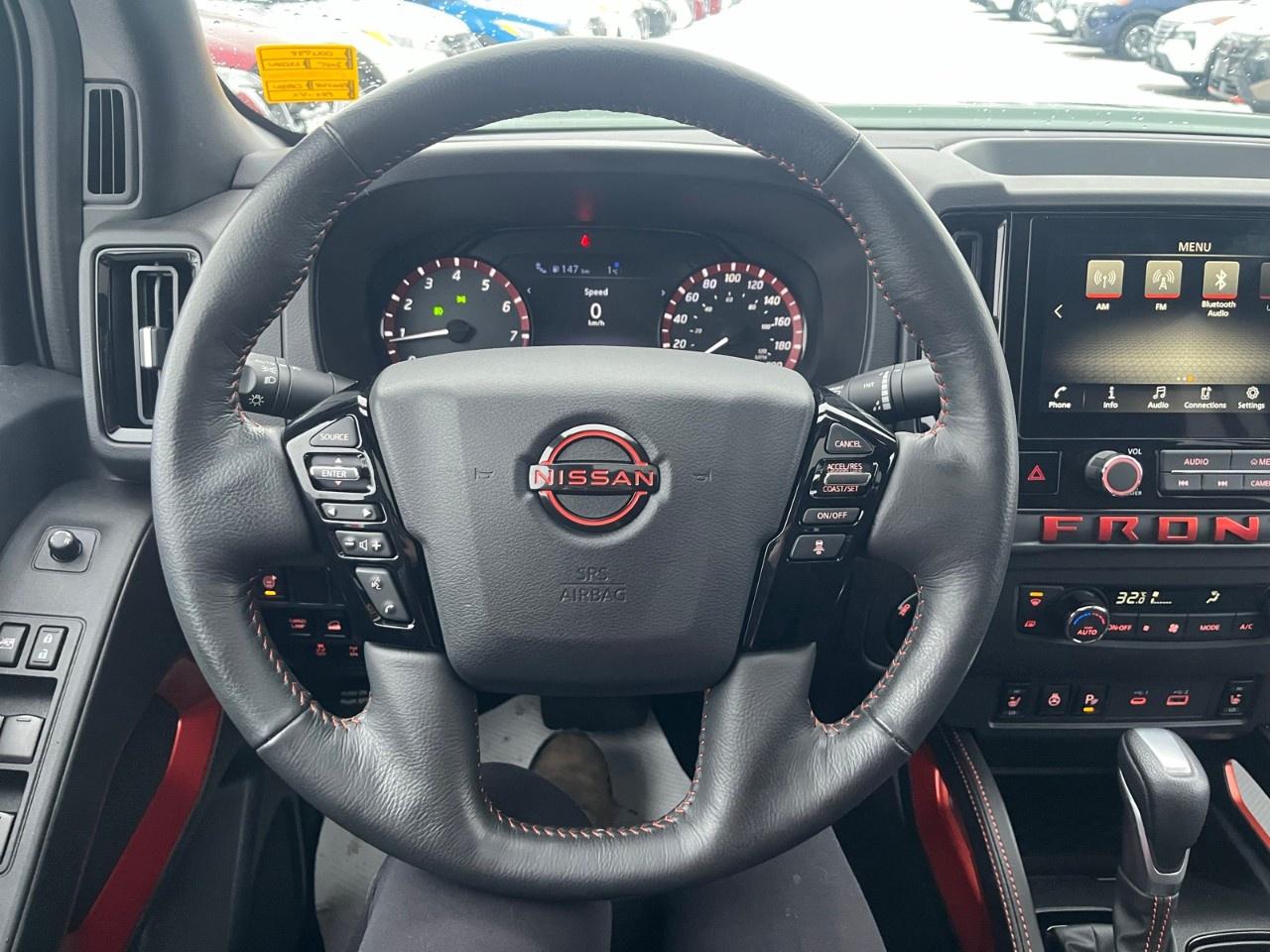 2025 Nissan Frontier Crew Cab 4x4 PRO-4X Photo