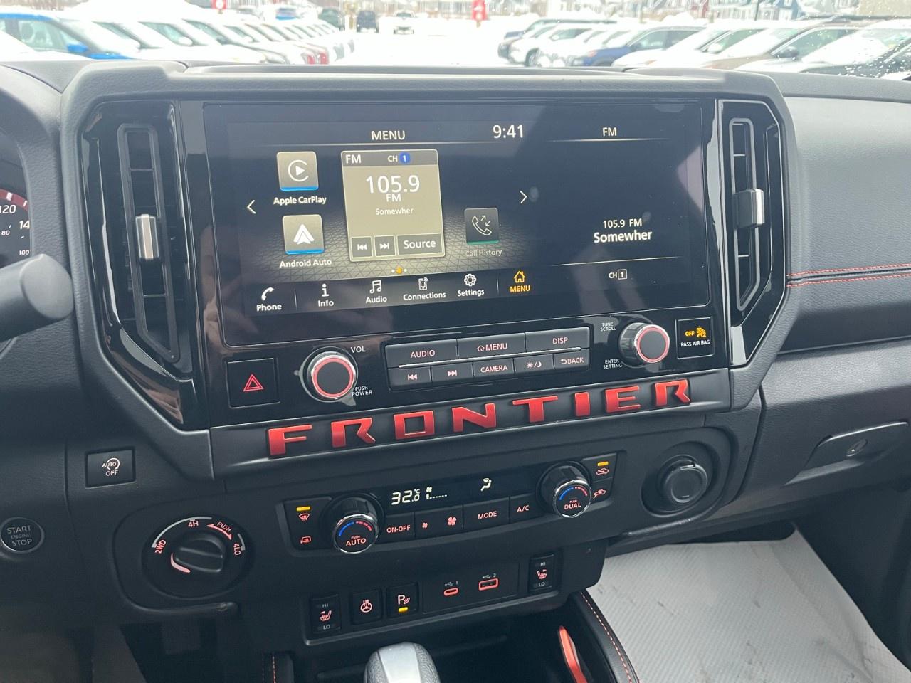 2025 Nissan Frontier Crew Cab 4x4 PRO-4X Photo