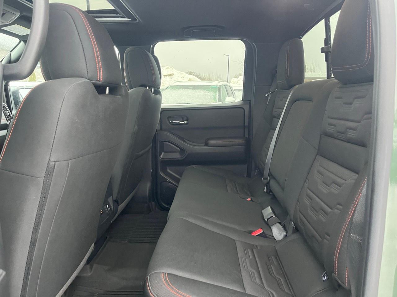 2025 Nissan Frontier Crew Cab 4x4 PRO-4X Photo