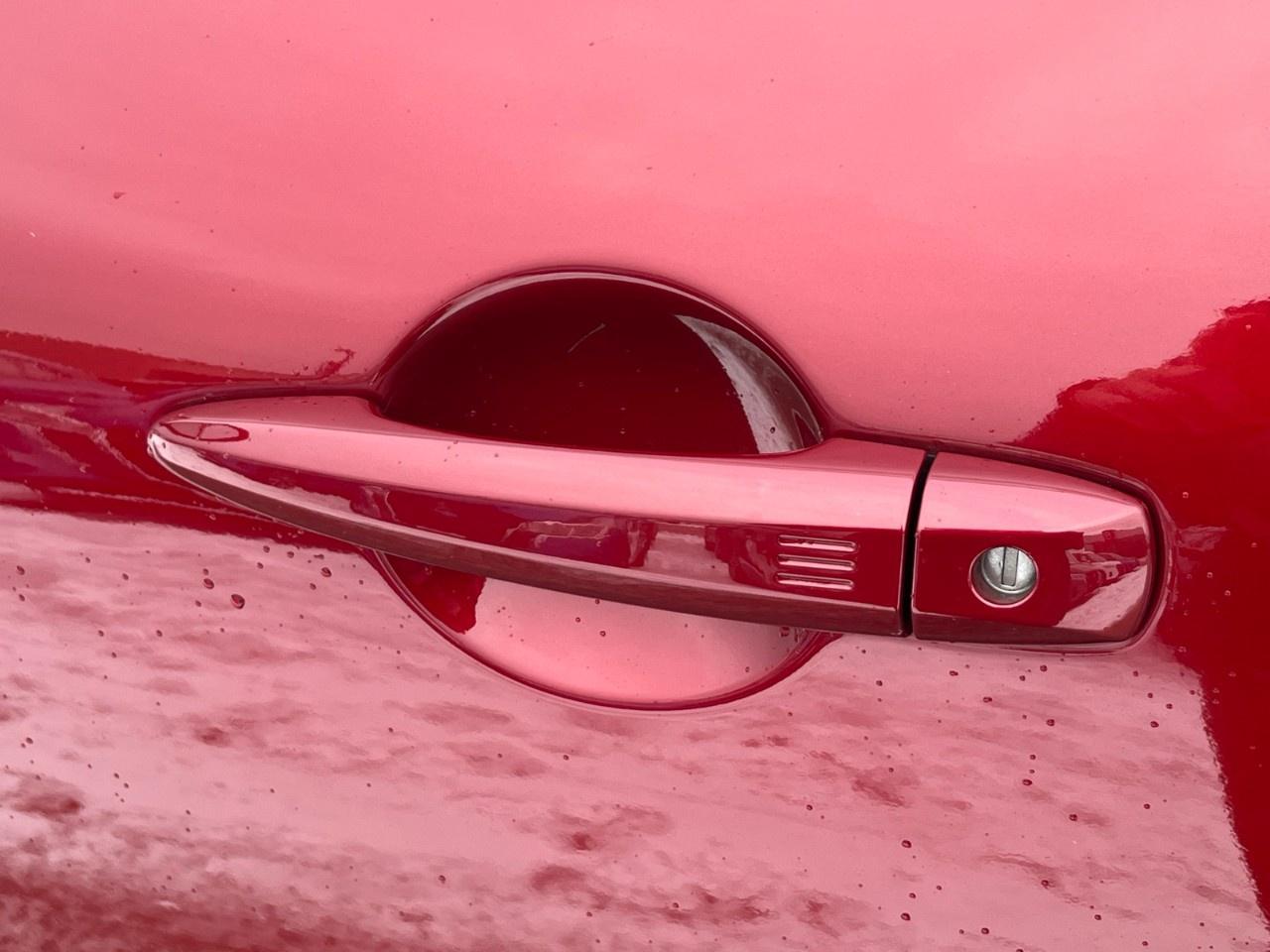 2024 Nissan Pathfinder SL 4WD Photo