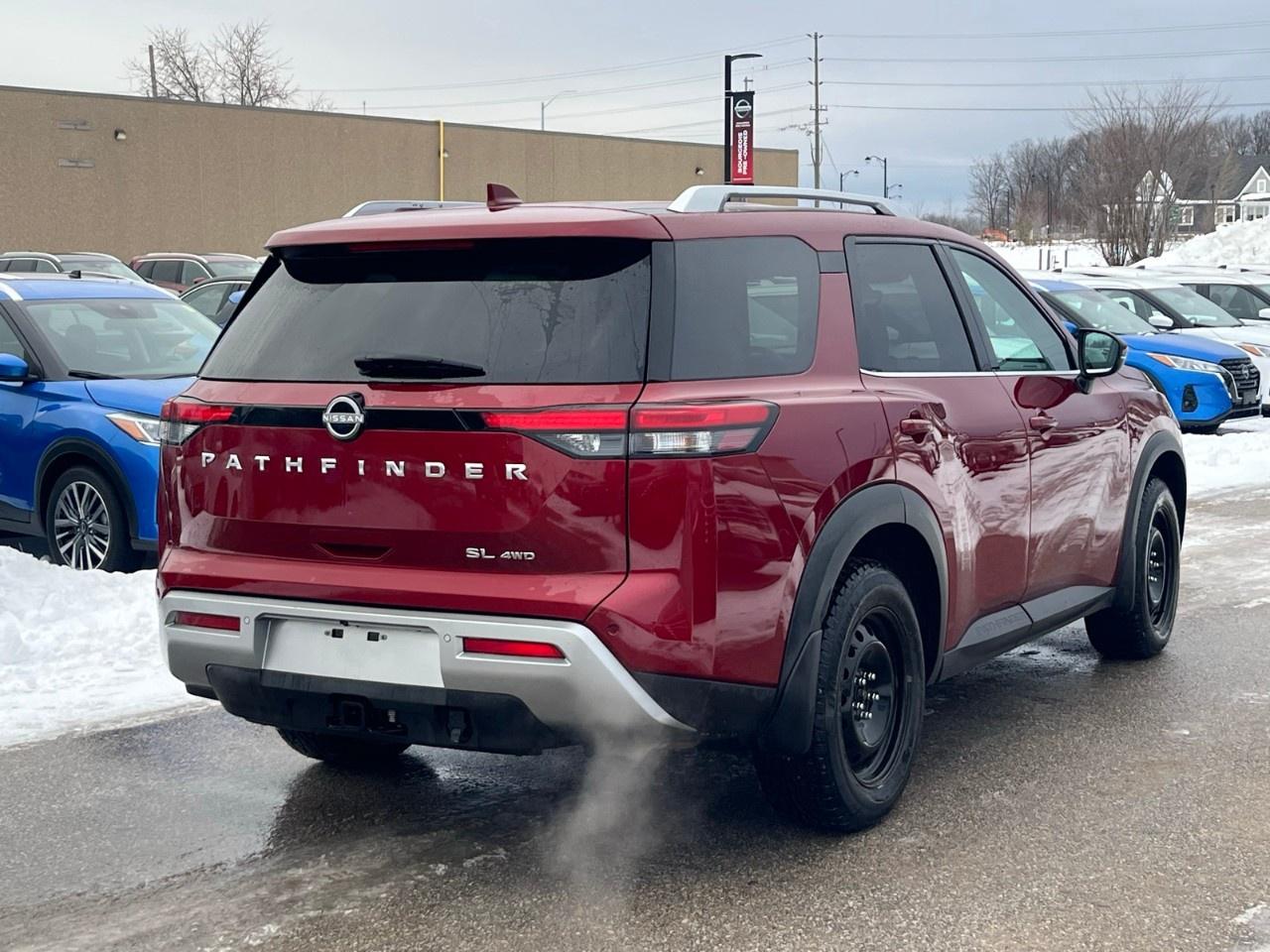 2024 Nissan Pathfinder SL 4WD Photo