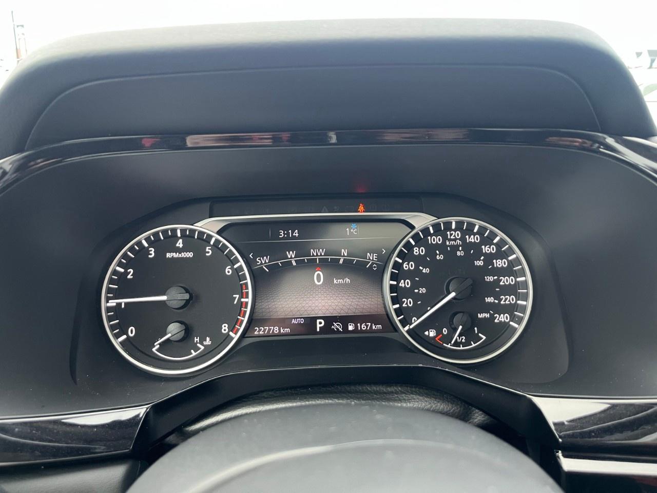 2024 Nissan Pathfinder SL 4WD Photo