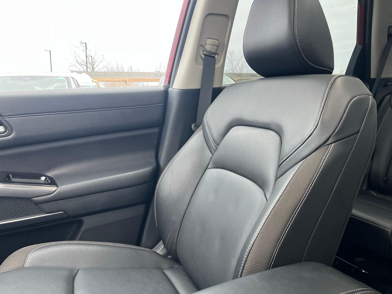 2024 Nissan Pathfinder SL 4WD Photo