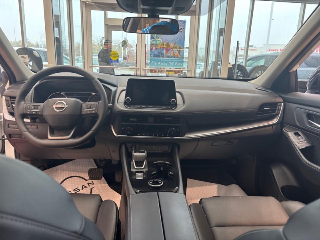 2025 Nissan Rogue Midnight Edition  - Moonroof Photo