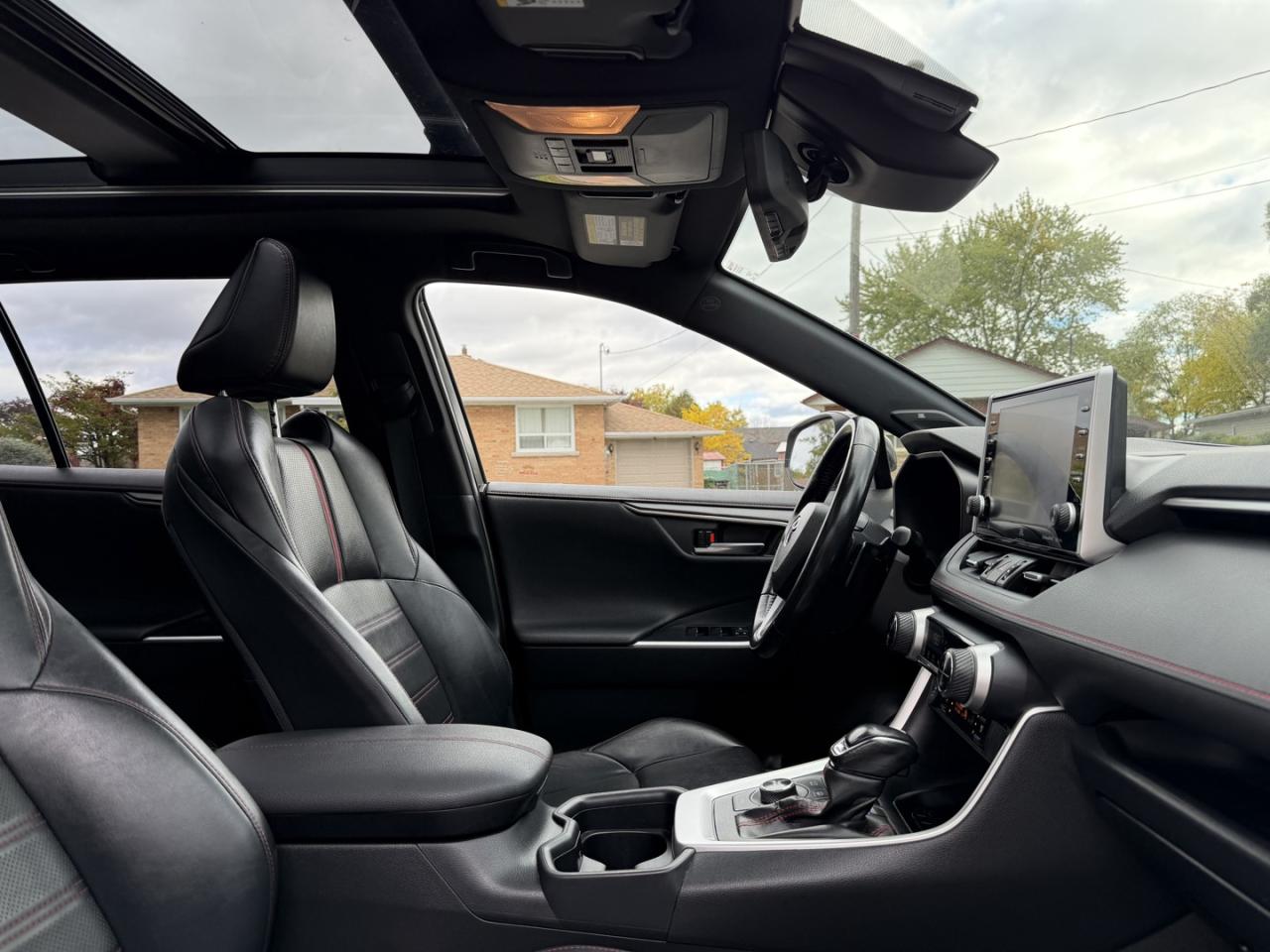 2021 Toyota RAV4 PRIME XSE - Photo #12