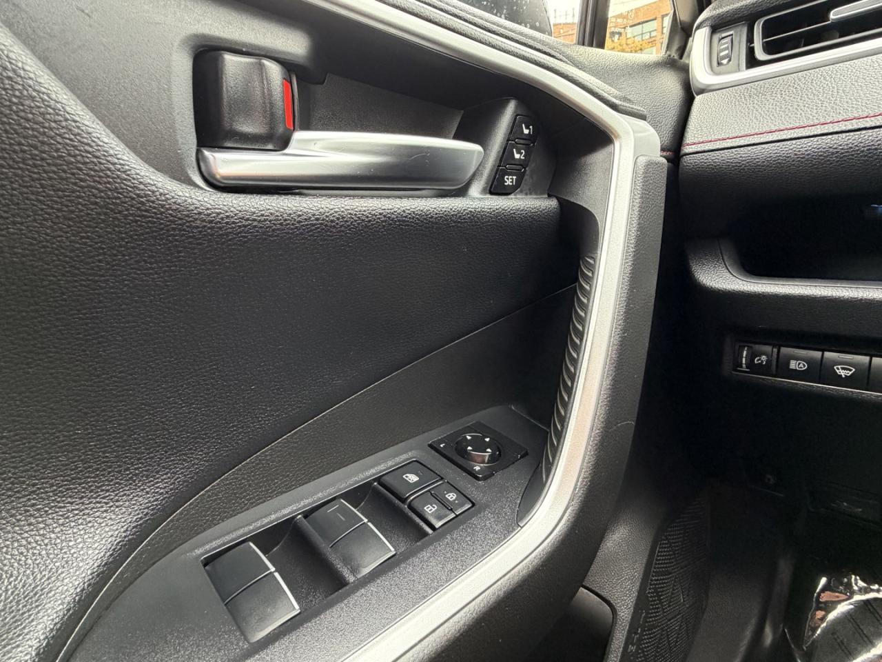 2021 Toyota RAV4 PRIME XSE - Photo #25